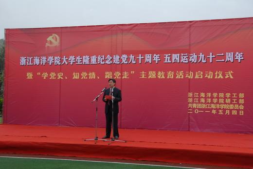 小车前轮不好取用斧子敲了几个ESp故障灯亮了用不用电脑清游戏画面